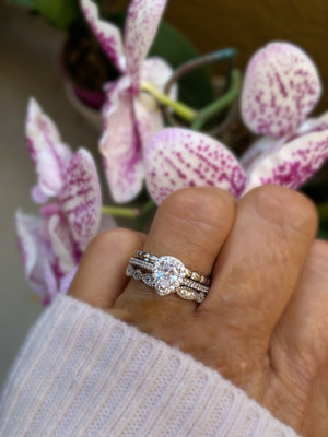 Engagement ring Pear shape ring sterling silver,3 ring set Dainty ring